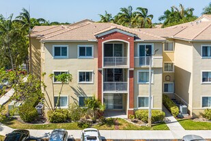 University Park Condominiums in Davie, FL - Building Photo
