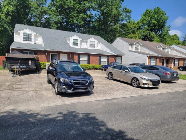 property at 1350 Castelnau Ct