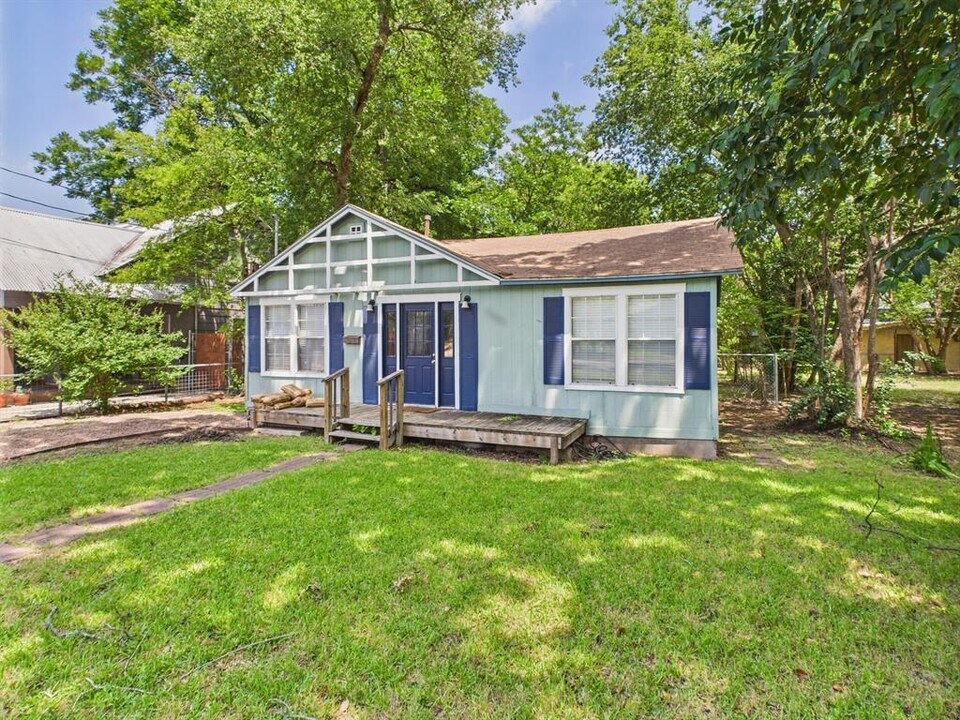 1607 S 2nd St in Austin, TX - Building Photo