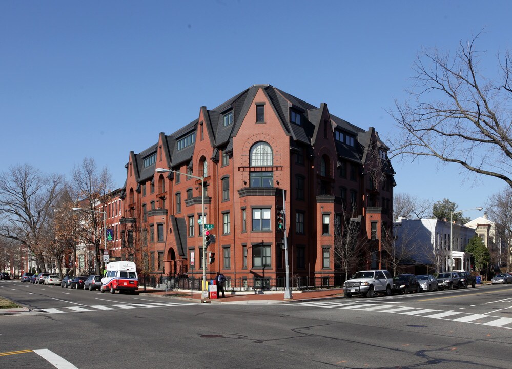 Butterfield House in Washington, DC - Building Photo