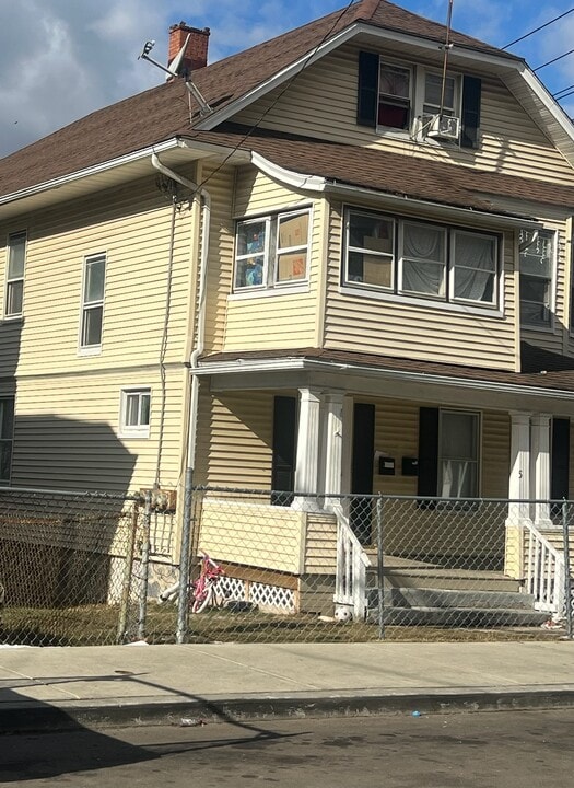 159 S Main St, Unit 1 in Norwalk, CT - Foto de edificio