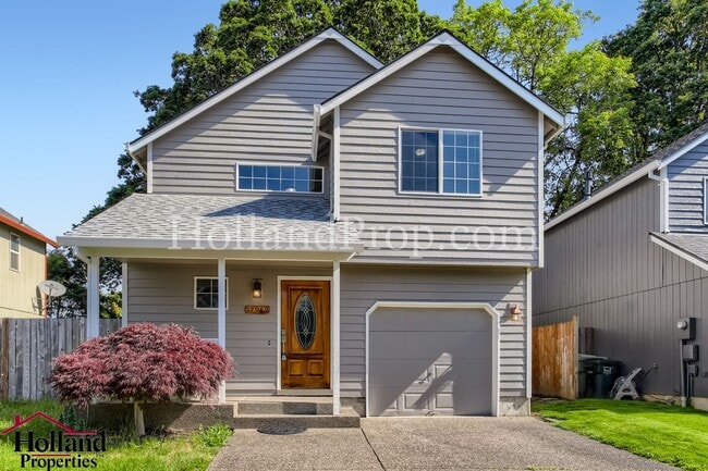 property at 17989 SW Niks Dr