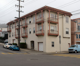 350 Taraval St in San Francisco, CA - Foto de edificio - Building Photo