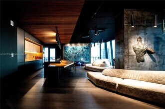 1451 Brickell Ave in Miami, FL - Building Photo - Building Photo