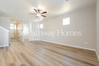 17923 E 94th Pl in Commerce City, CO - Building Photo - Building Photo