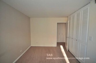 544 W Melrose St in Chicago, IL - Foto de edificio - Building Photo