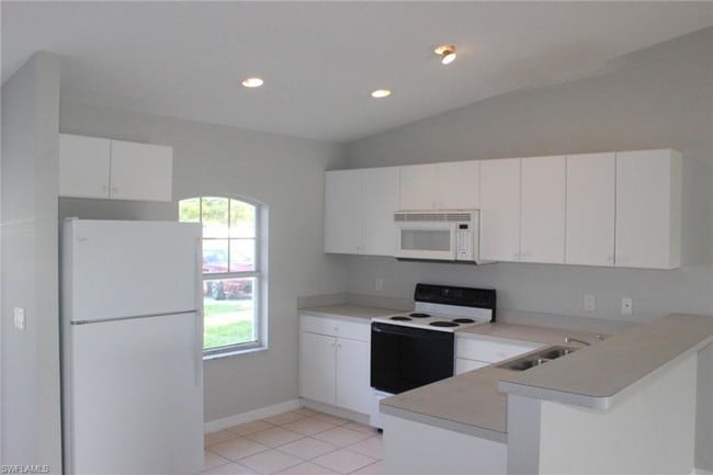 property at 1817 Santa Barbara Blvd