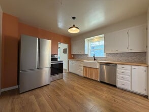 8907 E Boone Ave in Spokane Valley, WA - Building Photo - Building Photo