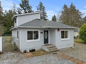 9817 Patterson St S in Tacoma, WA - Building Photo - Building Photo