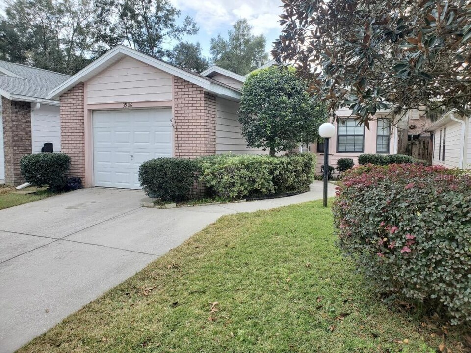 3906 NE 22nd St in Ocala, FL - Building Photo