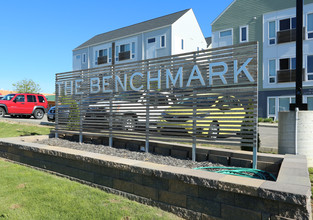 The Benchmark Apartments in Columbus, OH - Building Photo - Building Photo