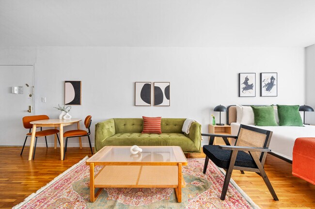 417 E 83rd St in New York, NY - Building Photo - Building Photo