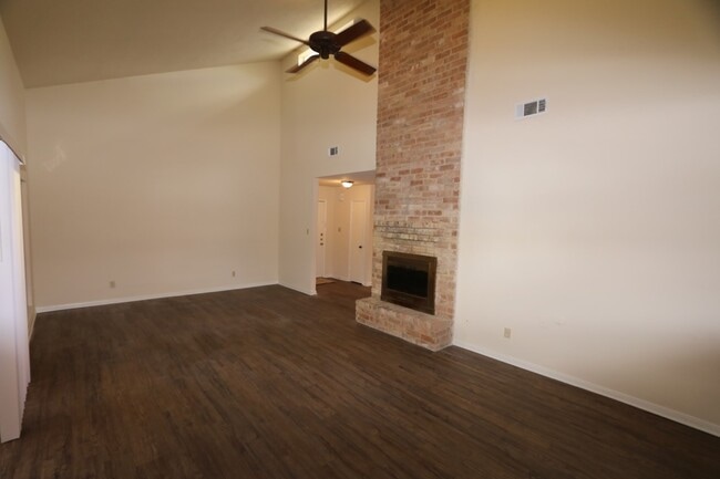 15819 Spruce Point Dr in Houston, TX - Building Photo - Building Photo