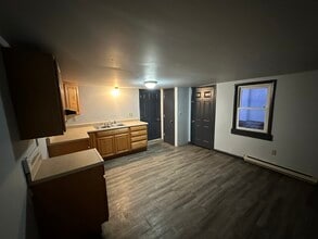 829 Perrysville Ave in Danville, IL - Building Photo - Building Photo