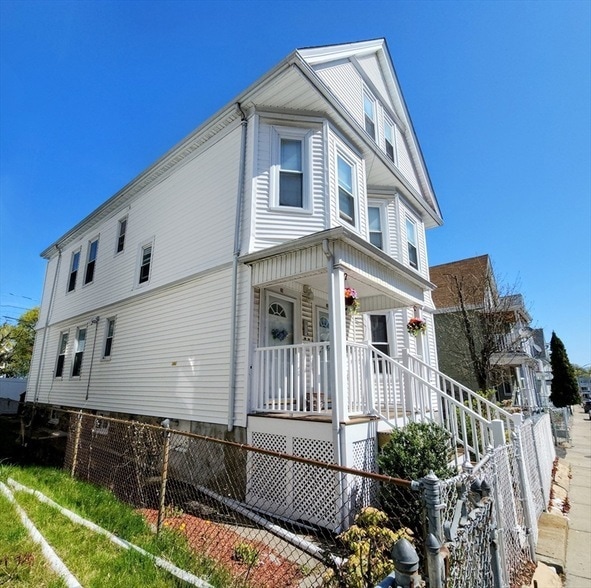 28 Corona St, Unit 2 in Boston, MA - Building Photo - Building Photo