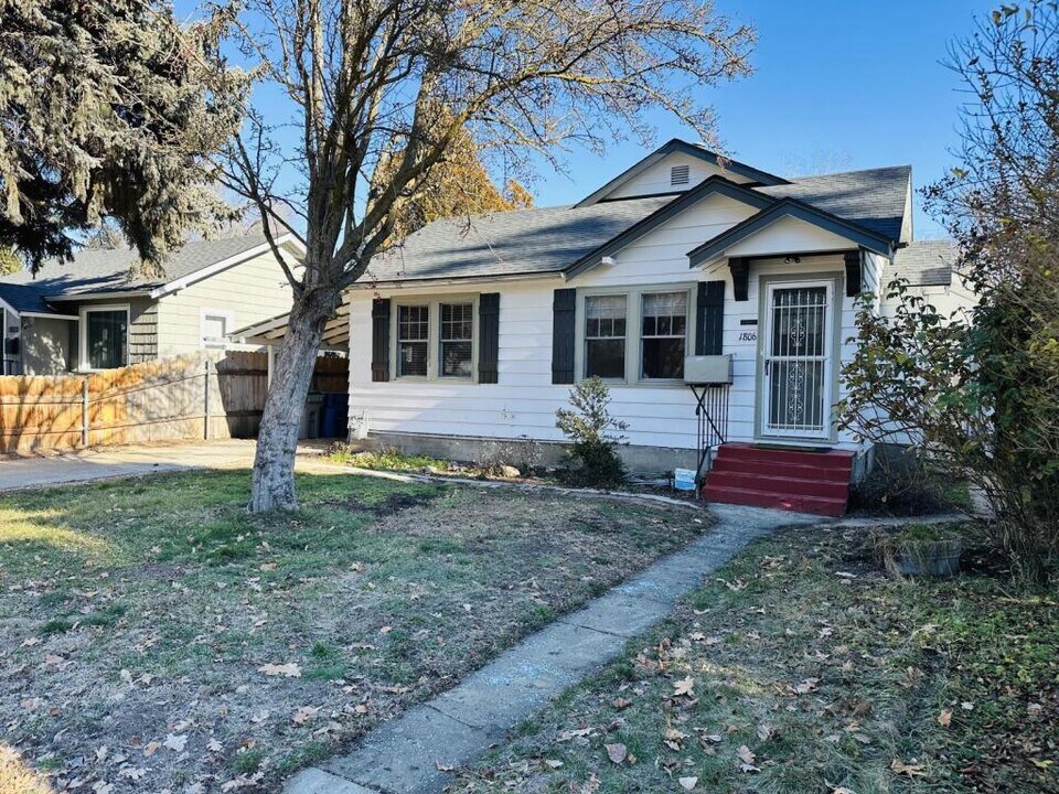 1806 N 28th St in Boise, ID - Foto de edificio