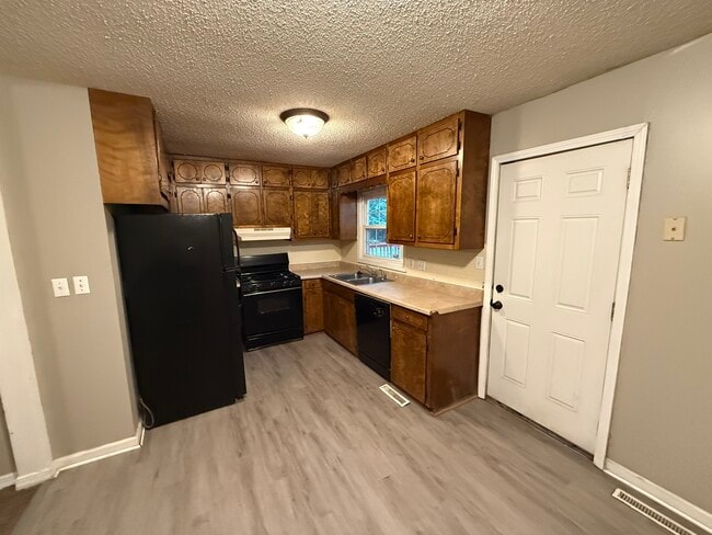 5010 N Crystal Ave in Kansas City, MO - Building Photo - Building Photo