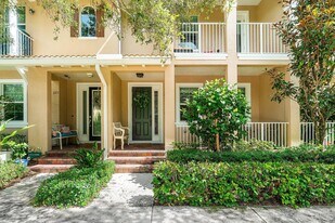 1119 Community Dr in Jupiter, FL - Building Photo