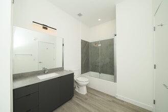 433 Main St in Winnipeg, MB - Building Photo - Building Photo