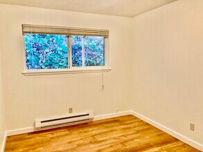 4735 22nd Ave NE in Seattle, WA - Building Photo - Building Photo