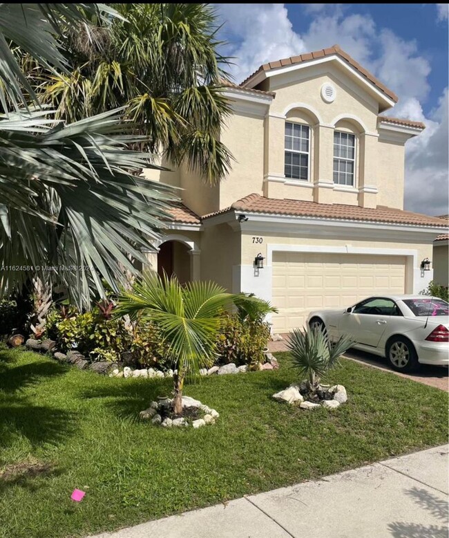 730 NW Leonardo Cir in Port St. Lucie, FL - Building Photo - Building Photo