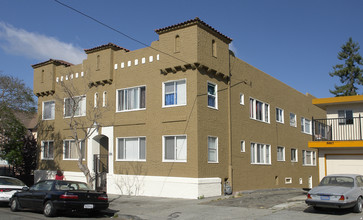 3027 Capp St in Oakland, CA - Building Photo - Building Photo