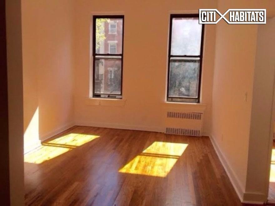339 E 19th St-Unit -4B in New York, NY - Building Photo