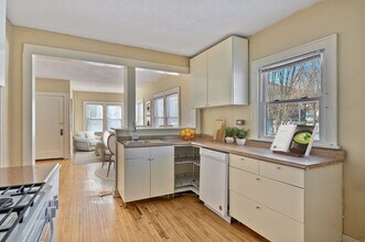 240 N Irving Ave in Minneapolis, MN - Building Photo - Building Photo