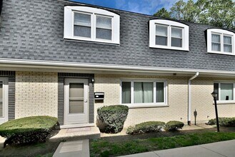 7324 N Bell Ave in Chicago, IL - Building Photo - Building Photo