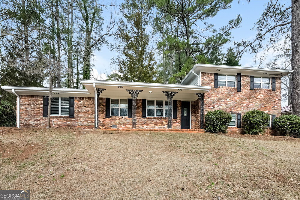 2753 Rainbow Forest Dr in Decatur, GA - Building Photo