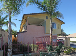 228-238 Palm Ave in National City, CA - Building Photo - Building Photo