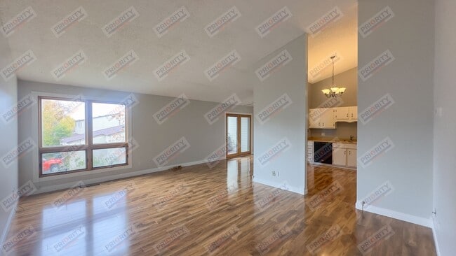 1041 Teton Cir in Gillette, WY - Building Photo - Building Photo