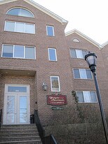 West Gate Apartments- 554 Bloomfield