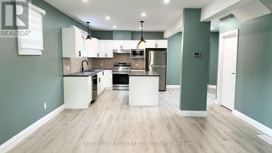 693 Colborne St in London, ON - Building Photo - Building Photo