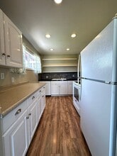 2202 Dallas St in Richland, WA - Building Photo - Building Photo