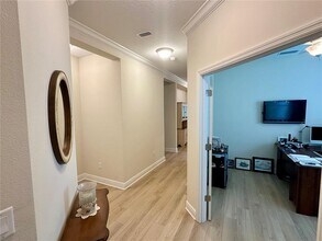 2633 Star Apple Wy in Sarasota, FL - Building Photo - Building Photo