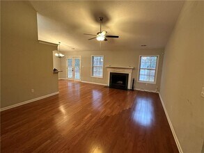 2981 Beck Ln in Austell, GA - Foto de edificio - Building Photo