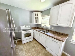 2907 Lakeside Dr in Moody, AL - Building Photo - Building Photo