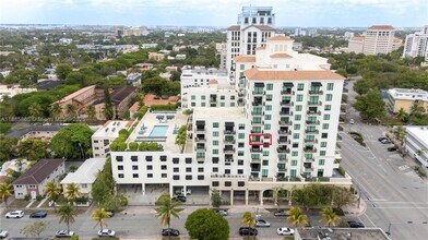 1300 Ponce de Leon in Coral Gables, FL - Building Photo - Building Photo