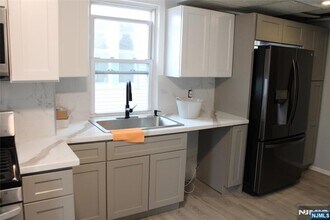 3 Beech St in East Orange, NJ - Building Photo - Building Photo