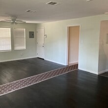 97 Vista Rd in San Antonio, TX - Building Photo - Building Photo