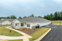 Beacon Place Northport LLC in Northport, AL - Foto de edificio - Building Photo