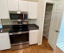 9852 SW 196th Avenue Rd in Dunnellon, FL - Foto de edificio - Building Photo