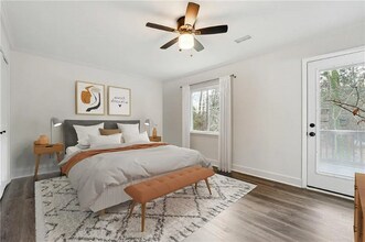 5507 Flat Shoals Pkwy in Decatur, GA - Building Photo - Building Photo
