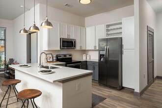 Atlas Apartments at Germantown in Nashville, TN - Building Photo - Interior Photo