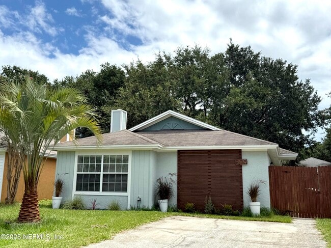 509 Camelia St in Atlantic Beach, FL - Building Photo - Building Photo