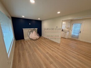 1745 Berry St SE in Salem, OR - Building Photo - Building Photo