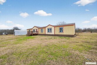 1658 Reynolds Ln in Sherman, TX - Foto de edificio - Building Photo