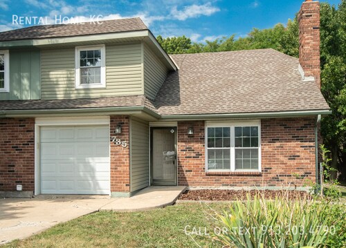 property at 735 S Avalon Cir