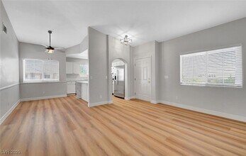 301 Pine Haven St in Las Vegas, NV - Building Photo - Building Photo